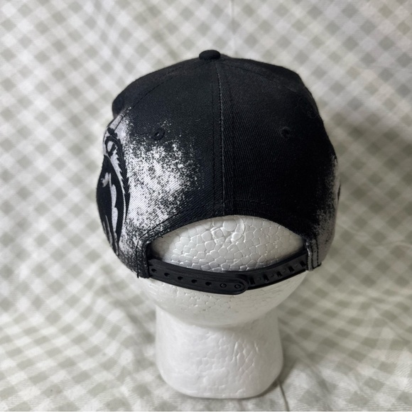 Men's HBO Game Of Thrones Snapback Adjustable Hat - Picture 3 of 7